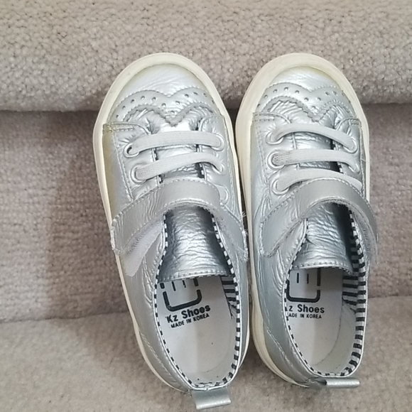 Baby boy shoes bundle (size-6,6.5) - Picture 1 of 6